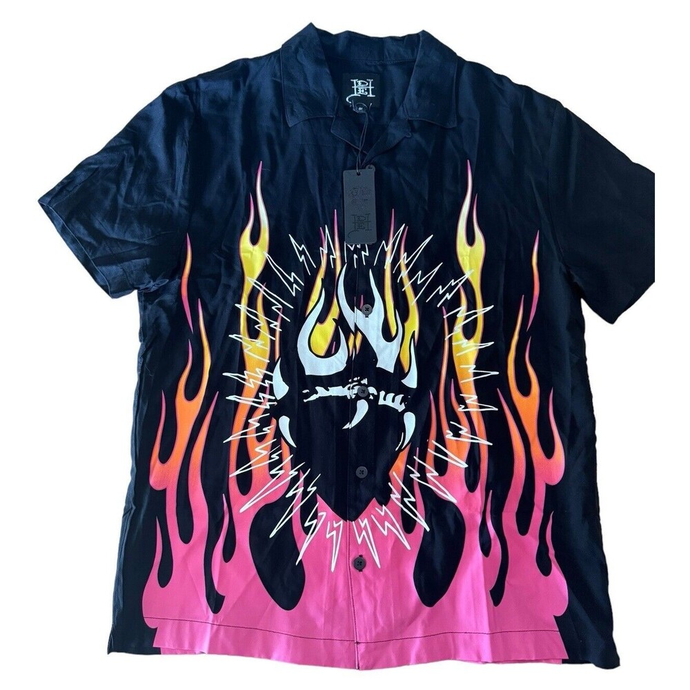 Ed Hardy Tattoo Shirt Mens Medium Black Short Sleeves Button Up Flames‎ NWT